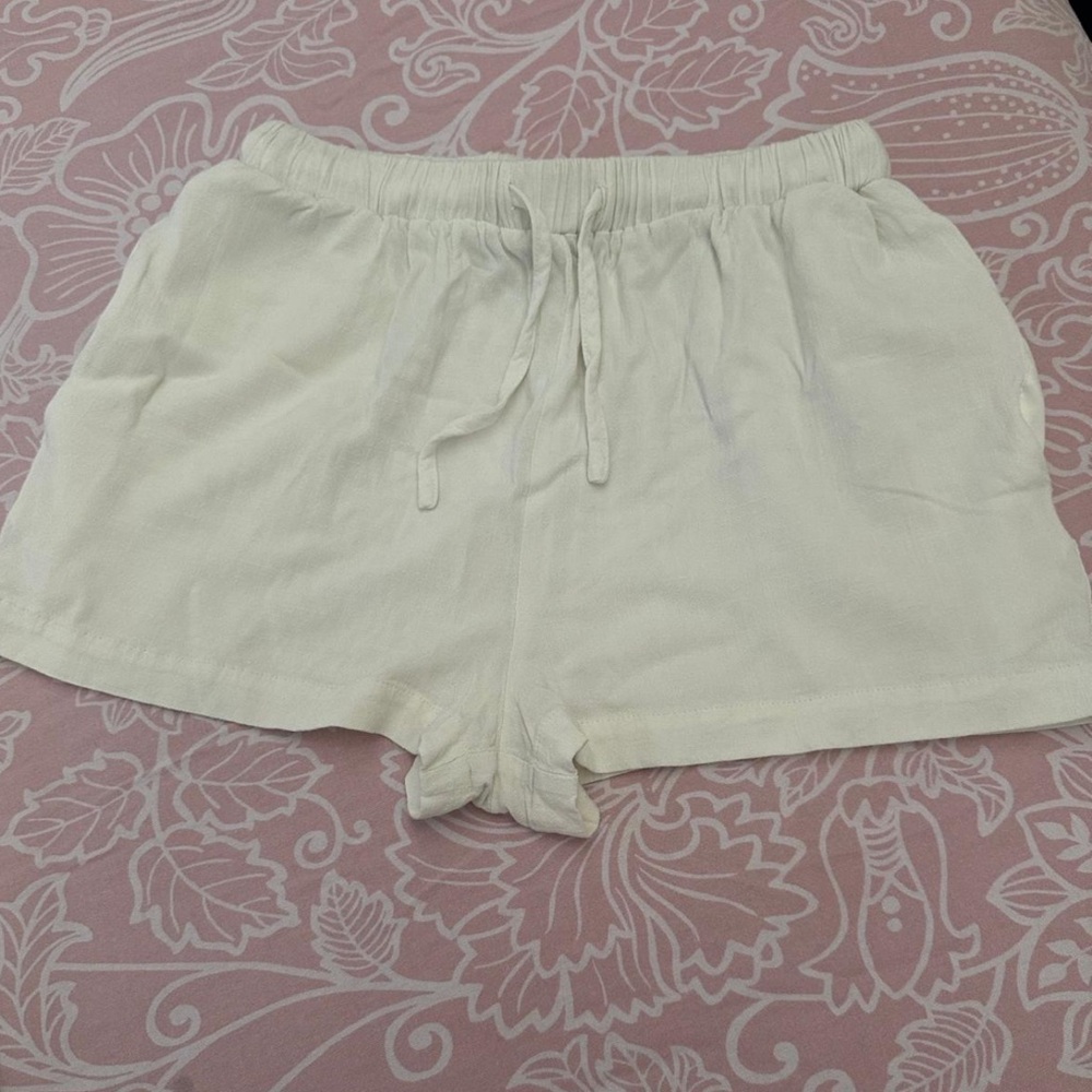 Forever 21 Light Cream Athletic Shorts